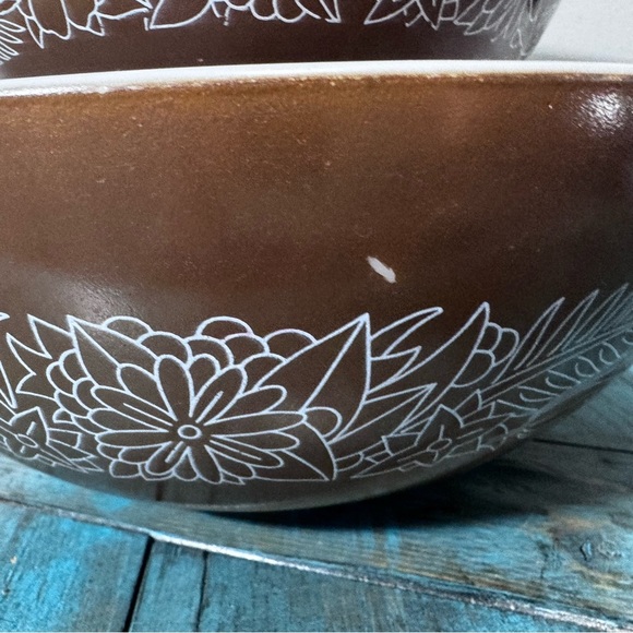 Pyrex Midcentury Woodland Brown Mixing Serving Bowls - Picture 3 of 13